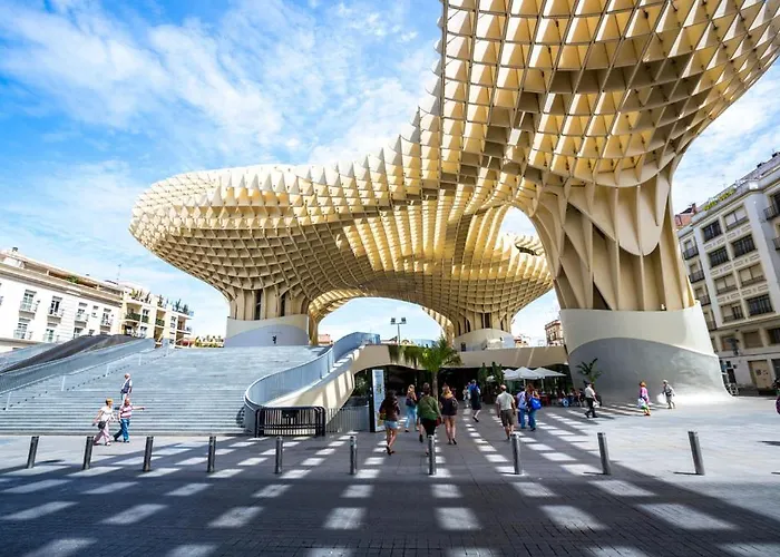 Casa Palacio El Condestable De SevillaBed and Breakfast